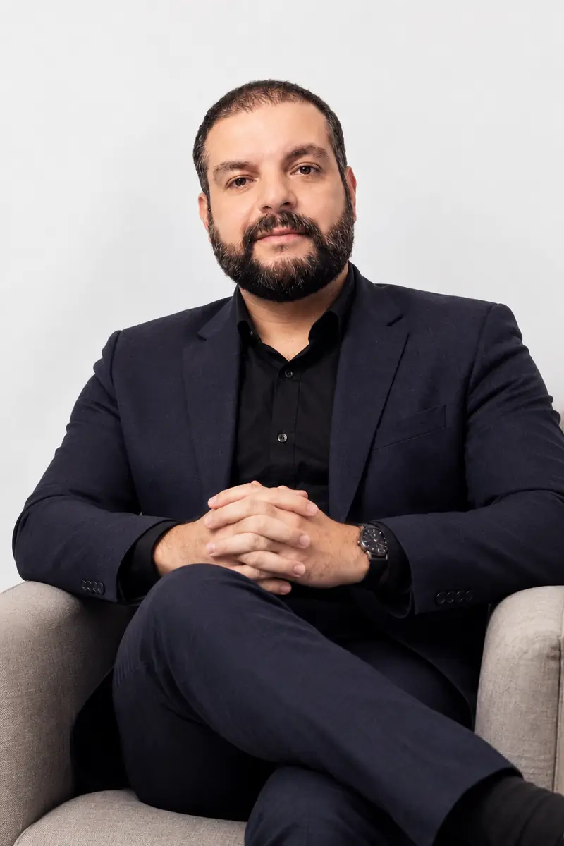 Maurício Fabbri em atendimento